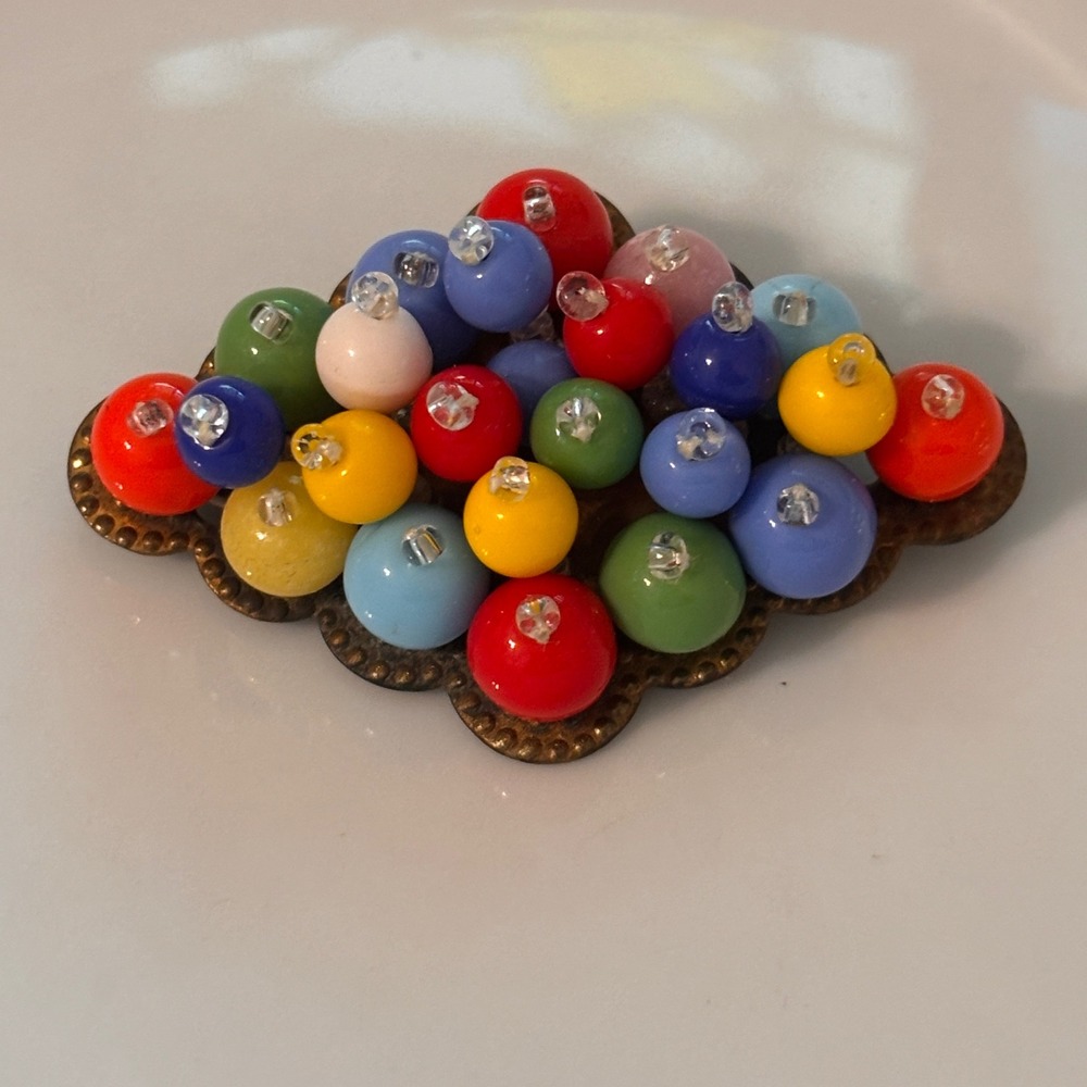Very Rare Early Miriam Haskell & Frank Hess colorful brooch Jewelry Collector